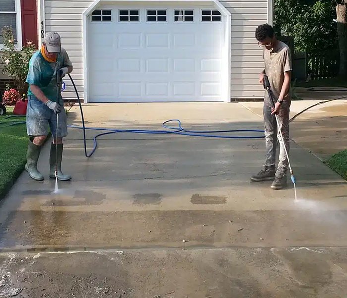 Deep Garage Cleaning & Organization Services