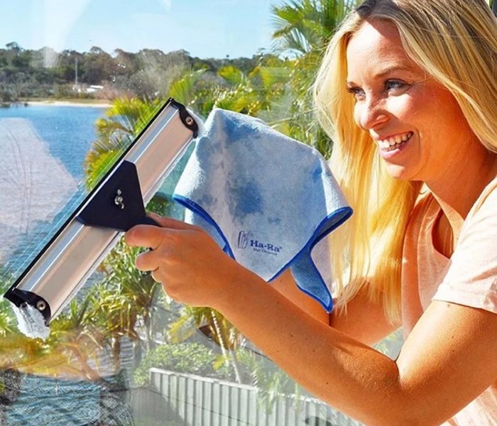 Crystal Clear Window Cleaning