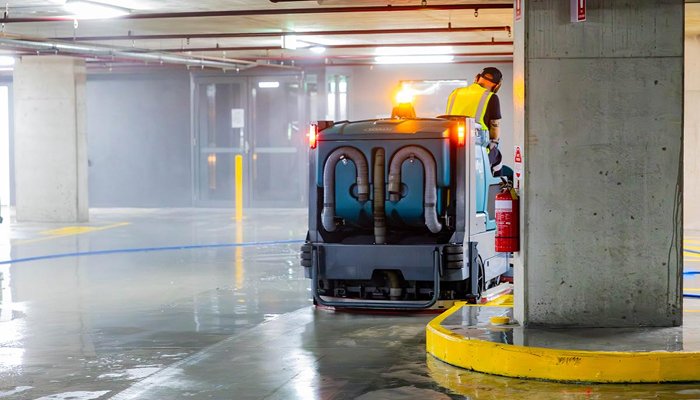 Deep Garage Cleaning & Organization